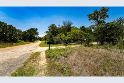 1141-A E 3rd Street, Rockdale, TX 76567 - Photo 8