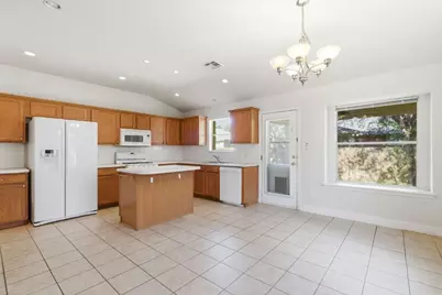 1102 Fossil Cove, Round Rock, TX 78681 - Photo 10