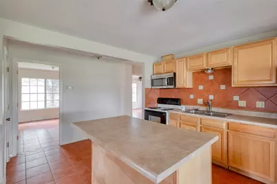 103 Robin Lane, Luling, TX 78648 - Photo 18