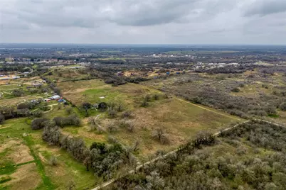 103 Robin Lane, Luling, TX 78648 - Photo 38