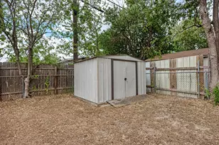 7804 Rutgers Ave, Austin, TX 78757 - Photo 26