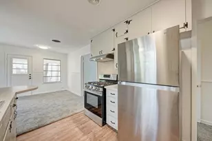 7804 Rutgers Ave, Austin, TX 78757 - Photo 12
