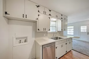 7804 Rutgers Ave, Austin, TX 78757 - Photo 10
