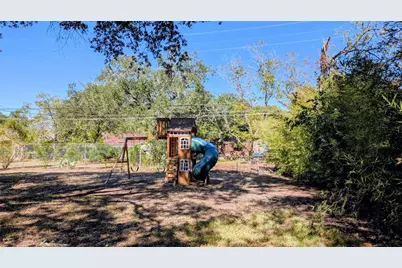 114 Chaparral Street, San Marcos, TX 78666 - Photo 18