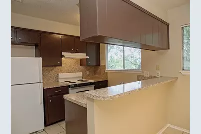 509 Cedar Drive #204, Georgetown, TX 78628 - Photo 4
