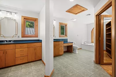 405 Valley View Drive, La Grange, TX 78945 - Photo 18