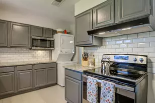 167 Hatcher Ave, San Antonio, TX 78223 - Photo 8
