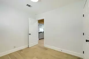 9016 W Pointer Ln, Austin, TX 78758 - Photo 16