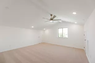 106 Tesla Cir, Round Rock, TX 78681 - Photo 22