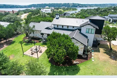 18601 Flying J Boulevard, Spicewood, TX 78669 - Photo 34