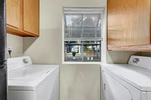 7122 Wood Hollow Dr, Austin, TX 78731 - Photo 4