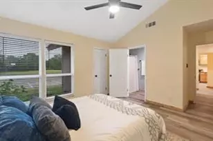 4913 Misty Slope Ln, Austin, TX 78744 - Photo 10