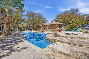 7685 Northcross Dr, Austin, TX 78757 - Photo 32