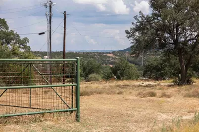 3958 Bandera Highway, Kerrville, TX 78028 - Photo 18