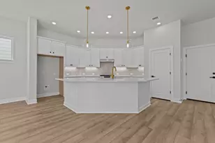 1023 Lucinda Williams Dr, Austin, TX 78744 - Photo 4