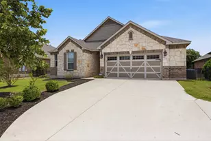 31316 Kingsway Rd, Georgetown, TX 78628 - Photo 2
