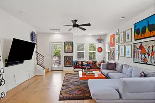 2713 Halcyon Dr, Austin, TX 78702 - Photo 14