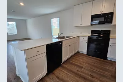 704 Commander Abbott Drive, Jarrell, TX 76537 - Photo 10