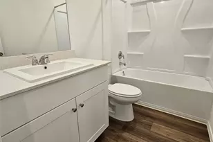 704 Commander Abbott Dr, Jarrell, TX 76537 - Photo 14