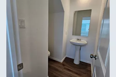 704 Commander Abbott Drive, Jarrell, TX 76537 - Photo 6