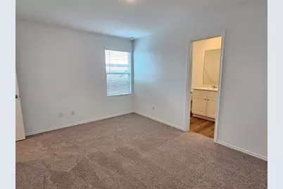 704 Commander Abbott Drive, Jarrell, TX 76537 - Photo 18