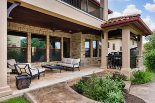 308 Golden Bear Dr, Austin, TX 78738 - Photo 10