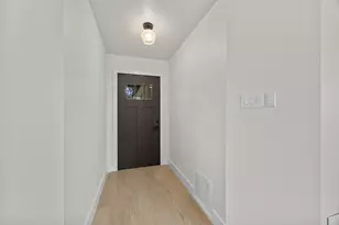 8708 Huebinger Pass, Austin, TX 78745 - Photo 4