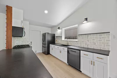 8708 Huebinger Pass, Austin, TX 78745 - Photo 10