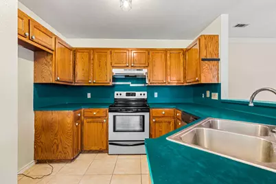 1502 Oak Knoll Lane, Lockhart, TX 78644 - Photo 8