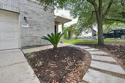8716 Davis Oaks Trail, Austin, TX 78748 - Photo 4