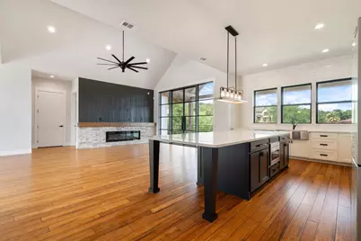 21409 Vista Estates Drive, Spicewood, TX 78669 - Photo 10