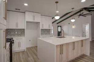 10019 Astronaut Dr, San Antonio, TX 78217 - Photo 8