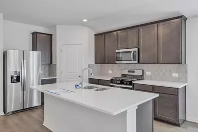 5020 Hazelnut Lane, Del Valle, TX 78617 - Photo 12