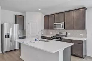 5020 Hazelnut Ln, Del Valle, TX 78617 - Photo 12