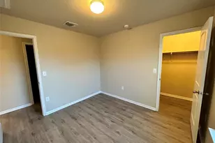 704 Silver Wing Dr, Austin, TX 78725 - Photo 12
