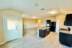 704 Silver Wing Dr, Austin, TX 78725 - Photo 2