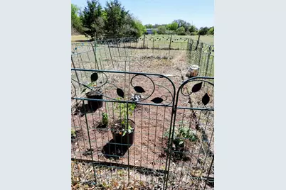 1250 County Road 200, Liberty Hill, TX 78642 - Photo 40