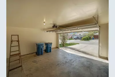 121 Shenandoah Trail, Elgin, TX 78621 - Photo 24