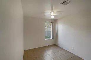 121 Shenandoah Trail, Elgin, TX 78621 - Photo 22