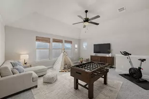 112 Lockhart Loop, Georgetown, TX 78628 - Photo 14