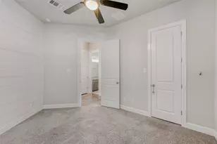 112 Lockhart Loop, Georgetown, TX 78628 - Photo 20