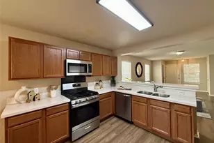 228 Black Forest, Buda, TX 78610 - Photo 6