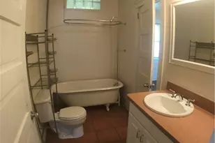613 W 37th St, Austin, TX 78705 - Photo 6