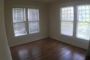 613 W 37th St, Austin, TX 78705 - Photo 8