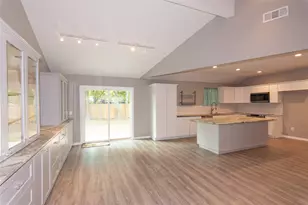 400 S Guadalupe, Granger, TX 76530 - Photo 10