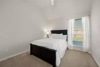 2221 Village View Loop, Pflugerville, TX 78660 - Photo 18