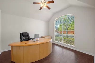 2221 Village View Loop, Pflugerville, TX 78660 - Photo 6