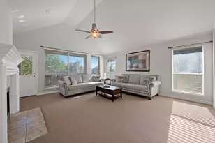 2221 Village View Loop, Pflugerville, TX 78660 - Photo 12