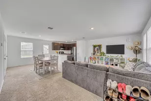 2406 Windrow Ln, Lockhart, TX 78644 - Photo 6