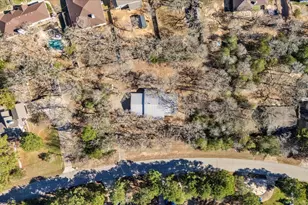 271 Akaloa Dr, Bastrop, TX 78602 - Photo 36